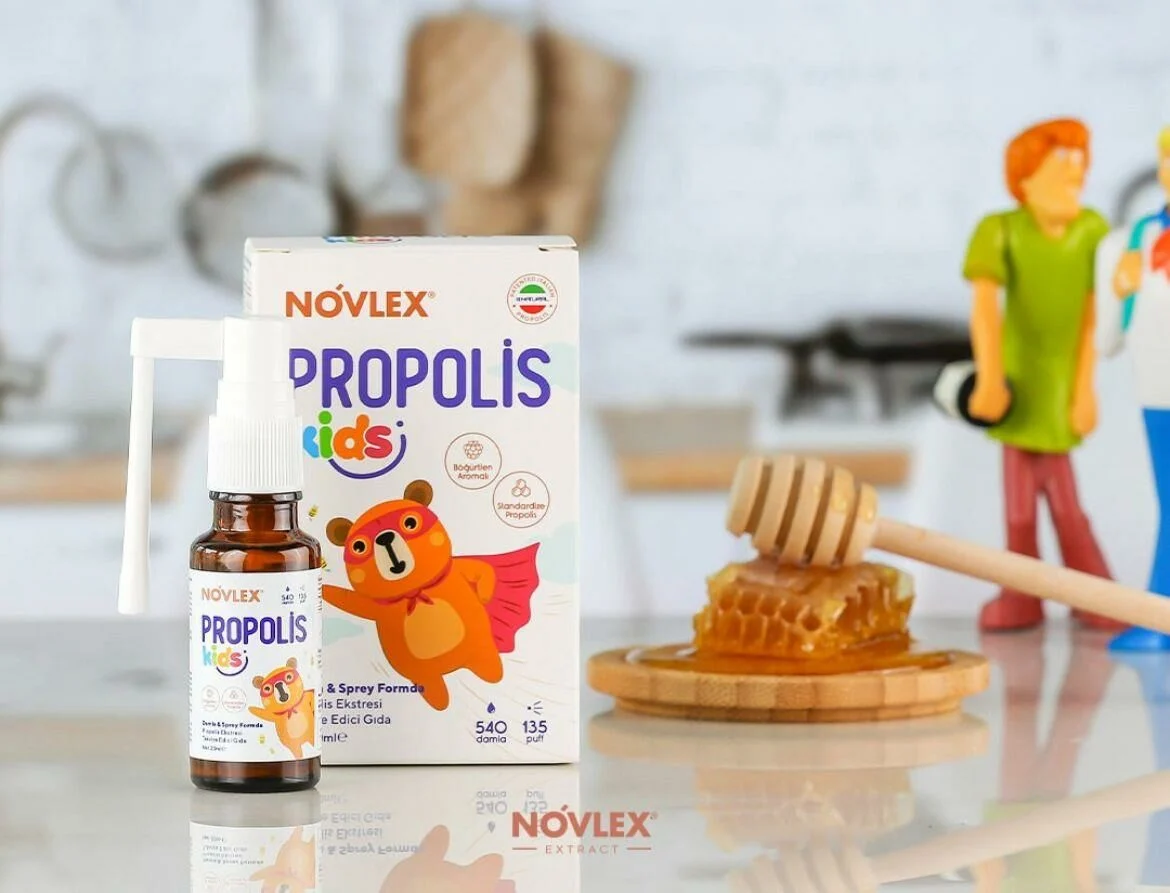 Novlex®%20Propolis%20Kids%20Sprey%20Damla%2020%20Ml%20(Böğürtlen%20Aromalı)